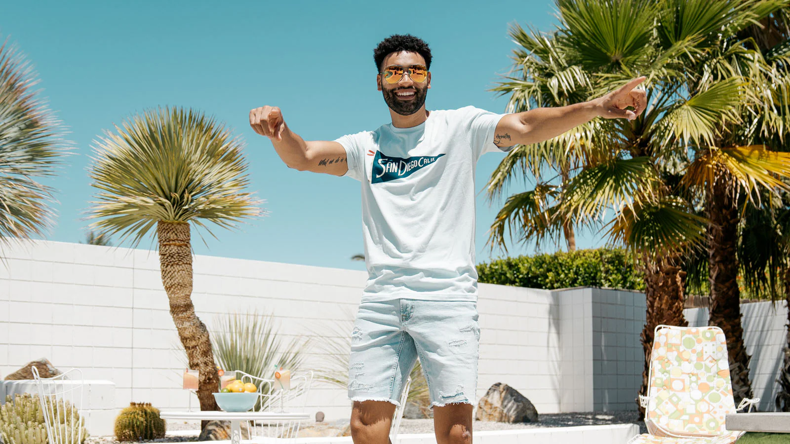 Pennant T-shirt - Image 4