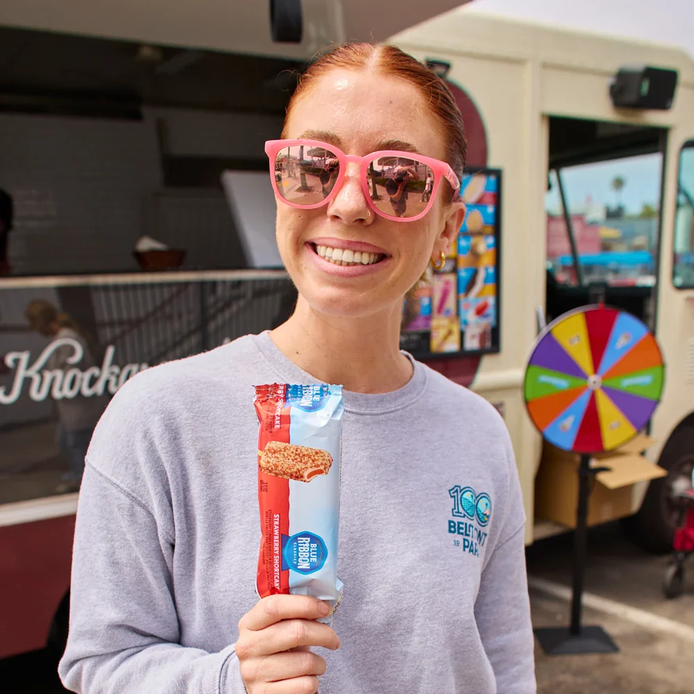 Strawberry Cake Pop Paso Robles - Image 7